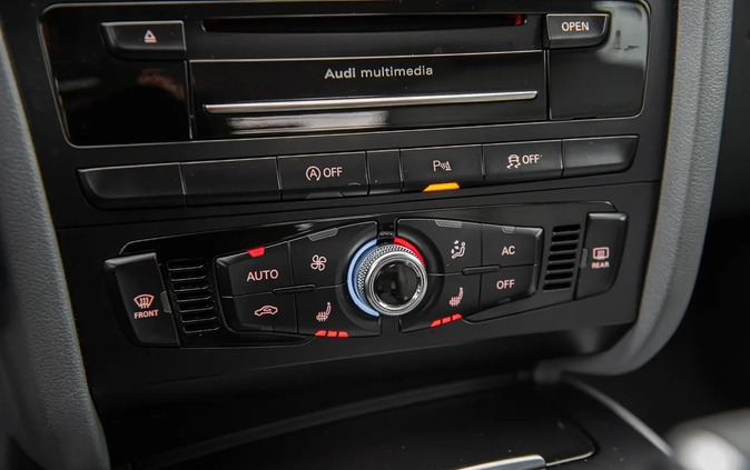 Audi A4 cena 46900 przebieg: 251000, rok produkcji 2012 z Radom małe 631